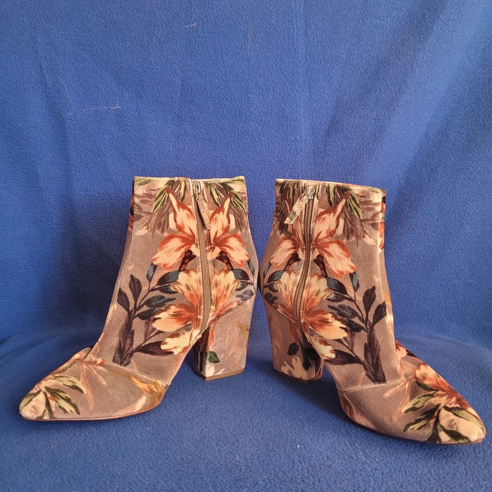 Nine west booties